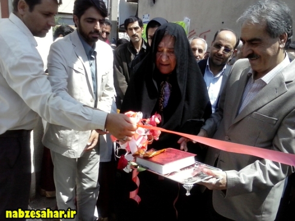 گزارش تصویری از افتتاح کتابخانه دکتر اصغر عزیزی در خرمدره