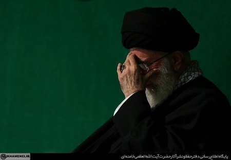 با حضور رهبر معظم انقلاب؛ دومین شب مراسم عزاداری محرم ۱۳۹۲ در حسینیه امام خمینی (ره) + عکس و فیلم