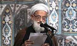 ملت ایران اجازه نادیده گرفتن حقوقش را نمی‌دهد/ دنیای غرب پشت صحنه فتنه ۸۸ بود