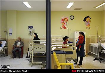 مناطق محروم زنجان از کمبود پزشک رنج می برند/ حرکت در مسیر سخت تحقق یک هدف درمانی