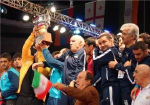 ایران با شکست آمریکا قهرمان شد