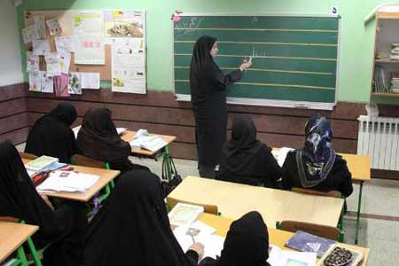 ابهر و خرمدره بیشترین نرخ باسوادی را دارند/۵۰ درصد هزینه سواد آموزان استان پرداخت شده است