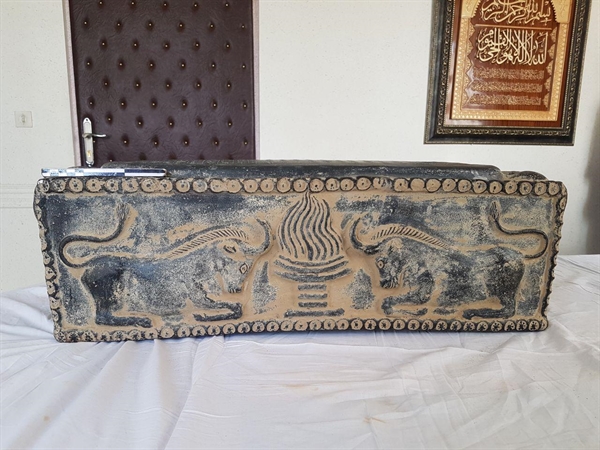 کشف یک تابوت سفالی منقش به خط میخی فارسی باستان در شهرستان طارم