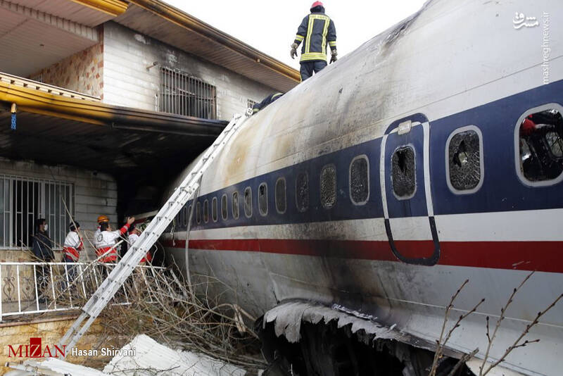عکس/ سقوط هواپیما بوئینگ ۷۰۷ در صفادشت