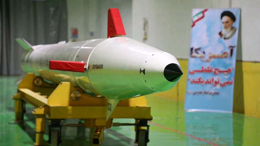 نمایش کارخانه زیرزمینی تولید موشک‌های بالستیک سپاه برای اولین بار/ رونمایی از موشک بالستیک هوشمند «دزفول» با برد ۱۰۰۰ کیلومتر