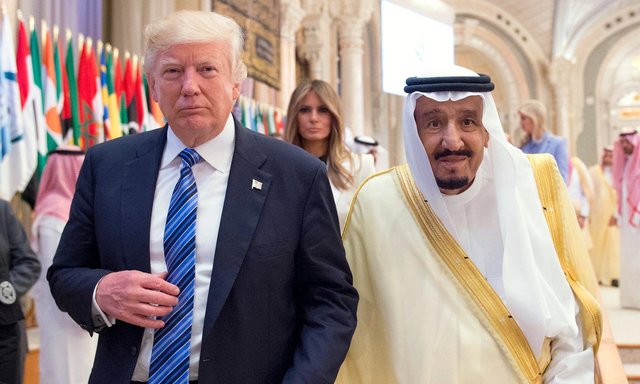 موضع دلقک‌مآبانه ترامپ در قبال ایران ضعف و حماقت آمریکا را نشان داد