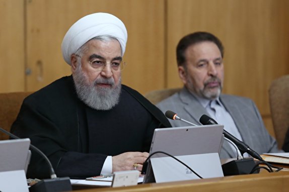 روحانی: پرداخت کمک‌های معیشتی از دوشنبه آغاز می‌شود/ اعتراض حق مردم است، اما حساب اعتراض از اغتشاش جداست