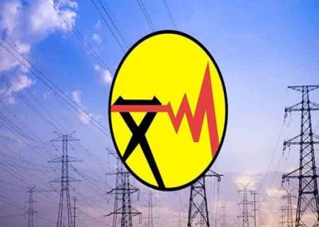 ریختن لبنیات فاسد مقابل اداره برق خرم‌دره