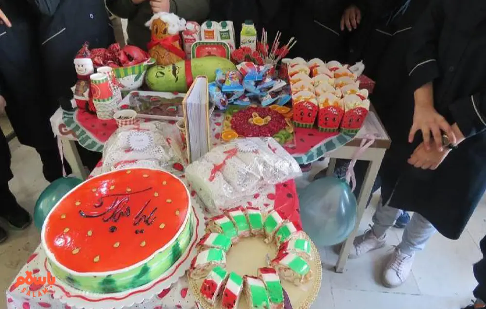 تحمیل هزینه به مدارس با جشن یلدا