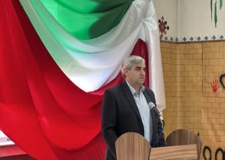 زمینه اشتغال ۲۶۰ نفر با افتتاح طرح‌های دهه فجر در خرم‌دره فراهم شد