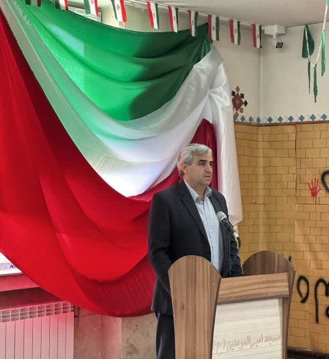 زمینه اشتغال ۲۶۰ نفر با افتتاح طرح‌های دهه فجر در خرم‌دره فراهم شد