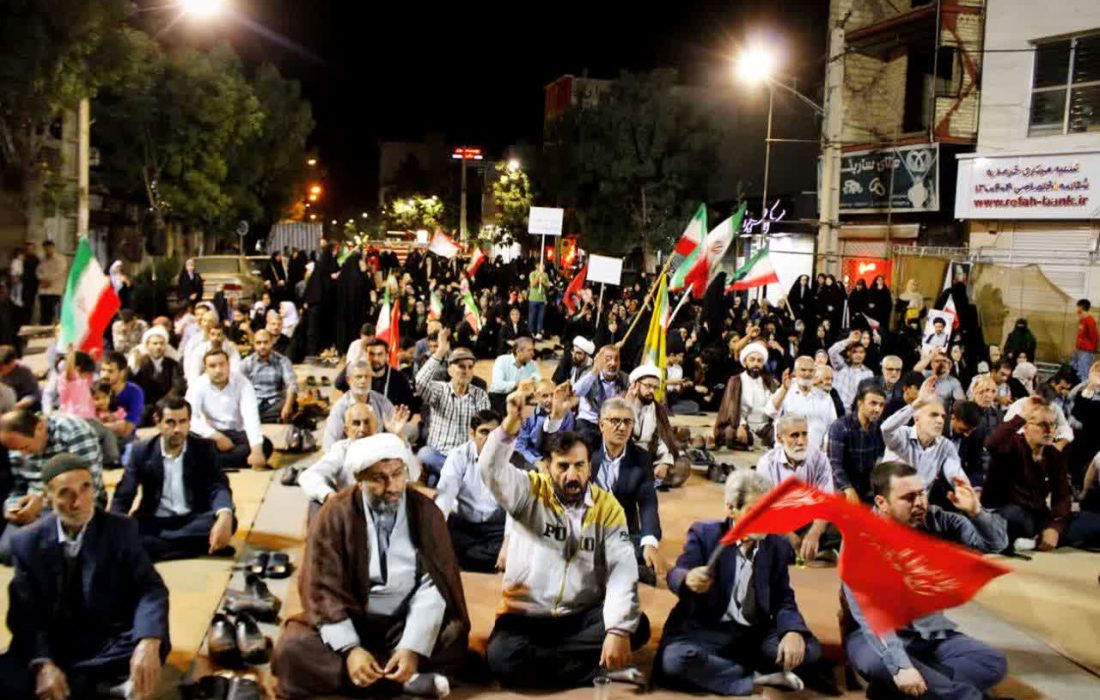 عکس: شب های میدان داری خرمدره همچنان پرشور و صلابت