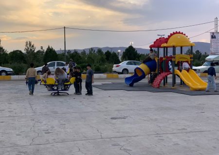 باغ رضوان خرمدره؛ محل سوگواری یا فضای سرگرمی کودکان؟